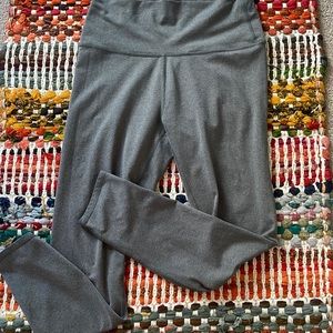 Grey cotton leggings